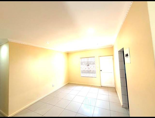 3 BEDROOM HOUSE FOR SALE IN RED HILL